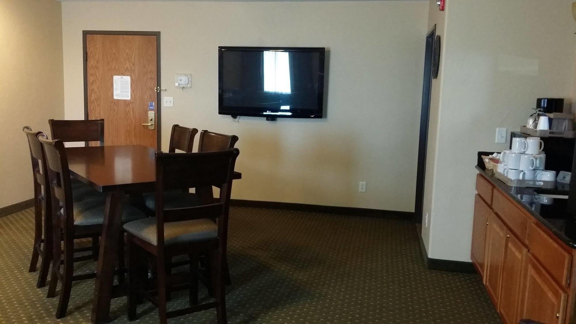 Blue Mountain Inn And Suites Rangely Εξωτερικό φωτογραφία